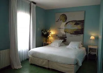 Couette-café Les Arcades 3*